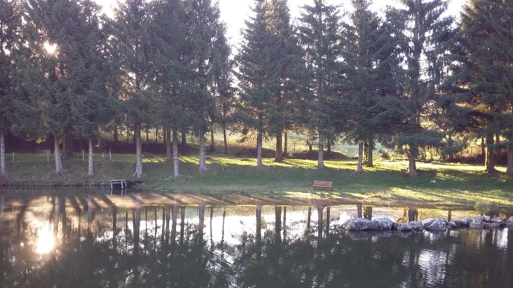 Отель Camping De Flechat Орсиваль Экстерьер фото